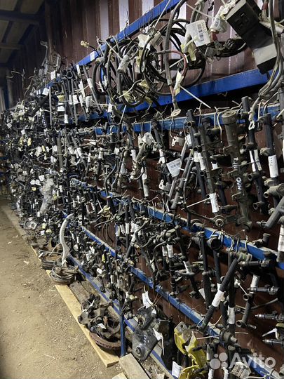 Топливная рампа Renault