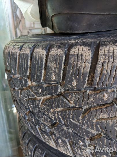Продам зимние шины на дисках. Шевроле-нива