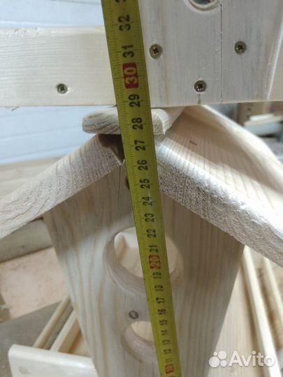 Кормушки и скворечники для птиц