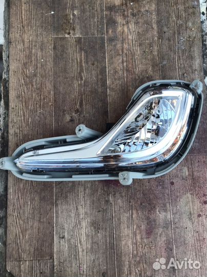 Противотуманная фара левая птф Hyundai Solaris 1