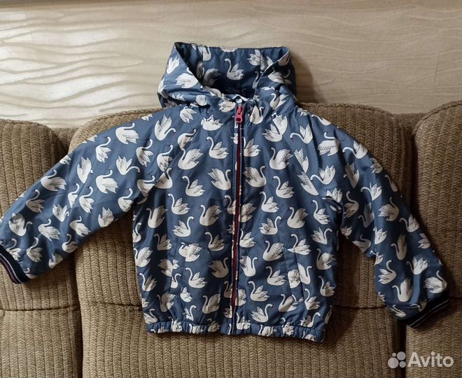 Куртка для девочки новая