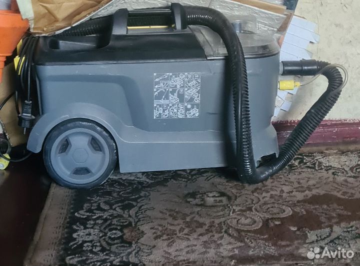 Моющий пылесос karcher