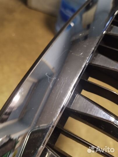 Решётка радиатора чёрная хром с местом