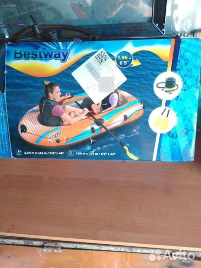 Надувная лодка Bestway 2000