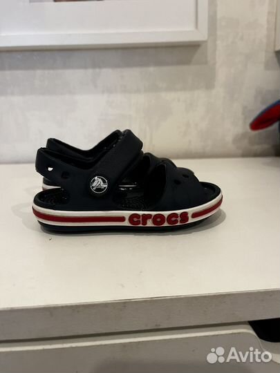 Сандалии crocs детские