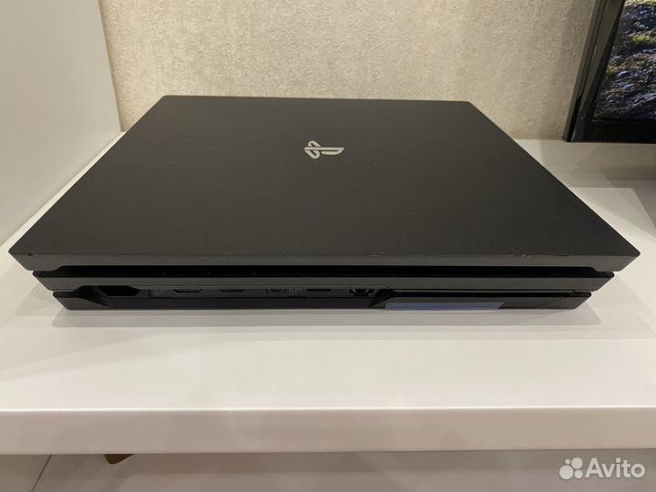 Sony playstation 4 pro 1tb