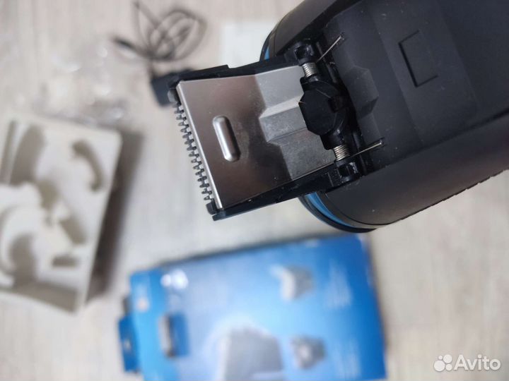 Продам электробритву Philips S3134/51