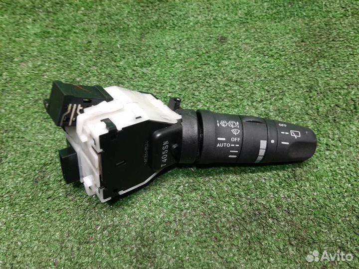 Подрулевой переключатель стеклоочистителя Nissan