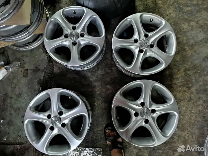 Р 15 4 108 Италия диски ровные не варёные