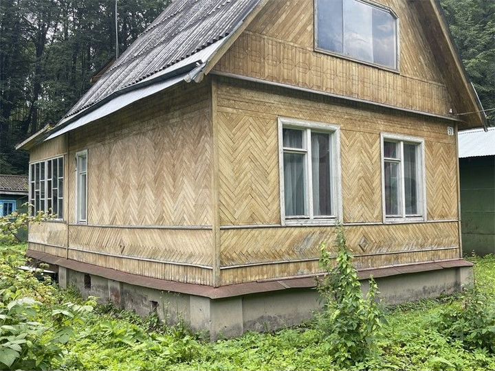 Дом 75 м² на участке 11,3 сот.