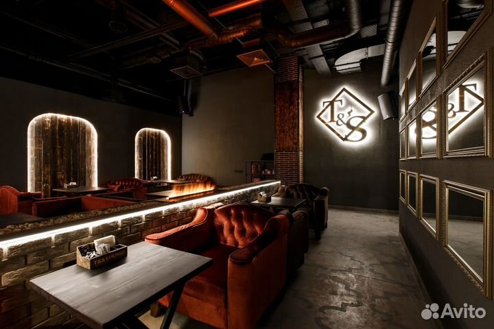 Хостес-официант