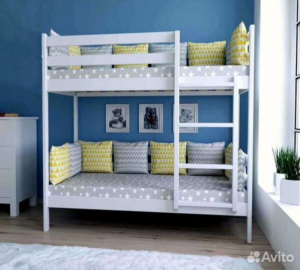 Двухъярусная кровать