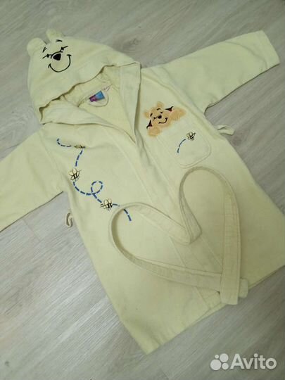 Халат,пижамы H&M.сланцы,купальники