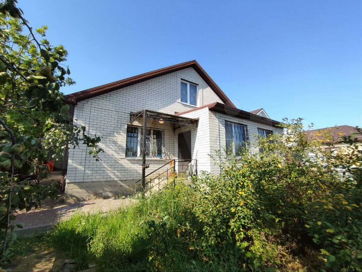 Дом 177,5 м² на участке 4 сот.