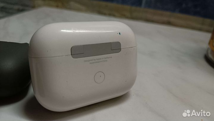 Оригинальный кейс от airpods pro