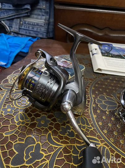 Shimano twin power 2500(08года)