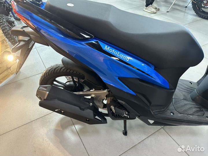 Скутер Motoland VR 150