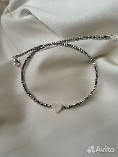 Чокер блестящий с перламутром