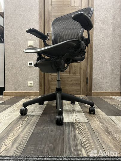 Herman miller aeron b