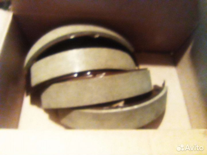 Тормозные колодки Toyota оригинал