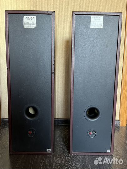 Напольные акустические колонки