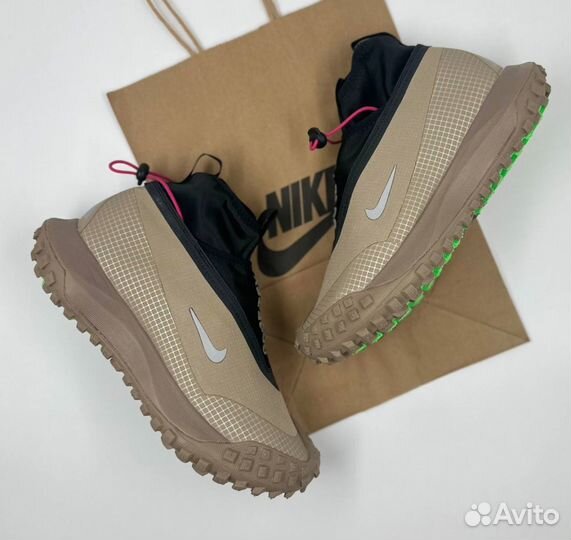 Nike ACG Moutain Fly Gore-Tex Beige