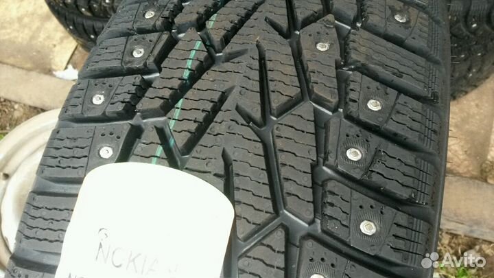 Nokian Tyres Nordman 7 215/65 R16