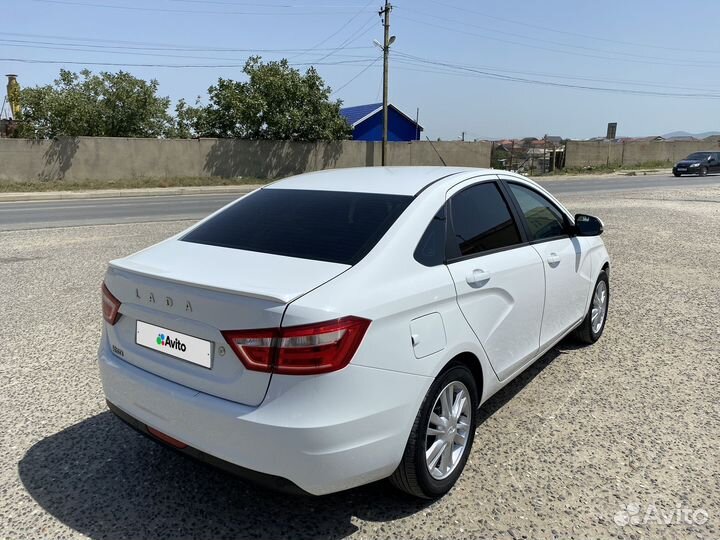 LADA Vesta 1.6 AMT, 2017, 174 000 км
