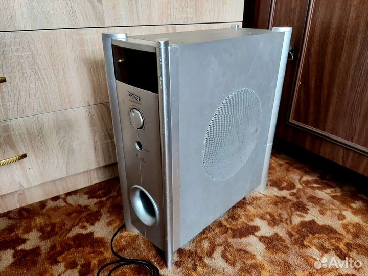 Активный сабвуфер на 160W