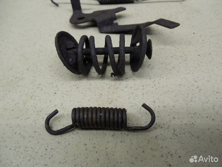 Механизм стояночного тормоза V5 2013