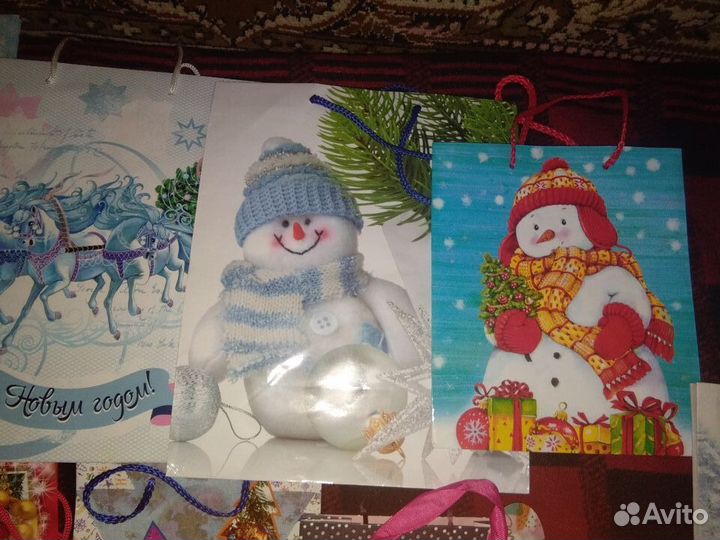 Подарочные пакеты