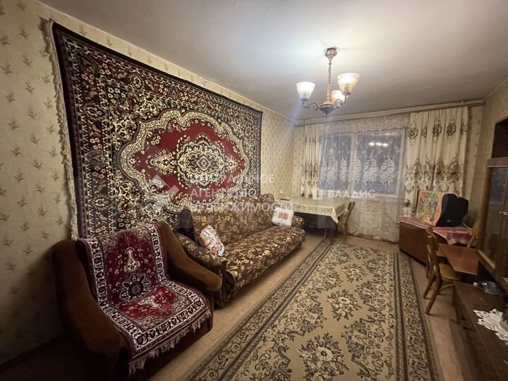 2-к. квартира, 50 м², 3/5 эт.