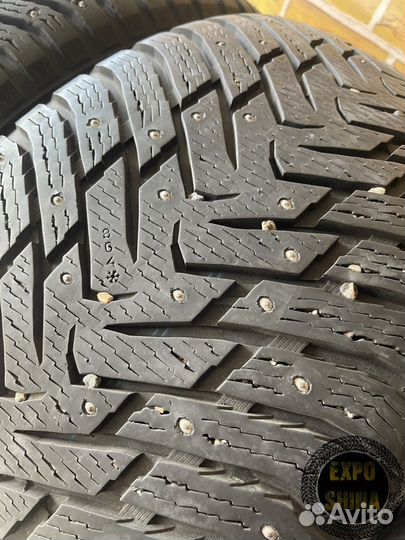 Nokian Tyres Hakkapeliitta 8 SUV 315/40 R21 и 275/45 R21 111T