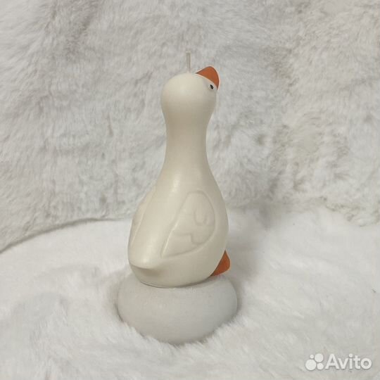 Свеча утка гусь из мема
