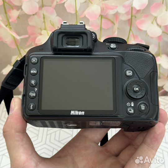 Зеркальный фотоаппарат Nikon D3300 Body