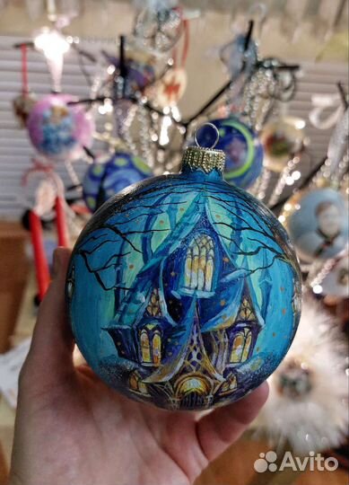 Елочный шар с ручной росписью 
