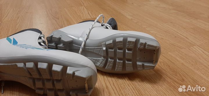 Ботинки для беговых лыж Nordway bliss NNN (новые)