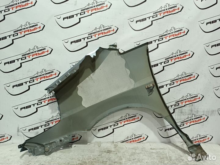 Крыло nissan serena PC24 PNC24 RC24 TC24 TNC24 VC24 VNC24 631004N050 переднее правое голубой, B10 RE