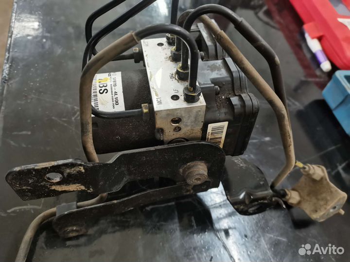 Блок ABS hyundai solaris-1. 2014 г. 1.6