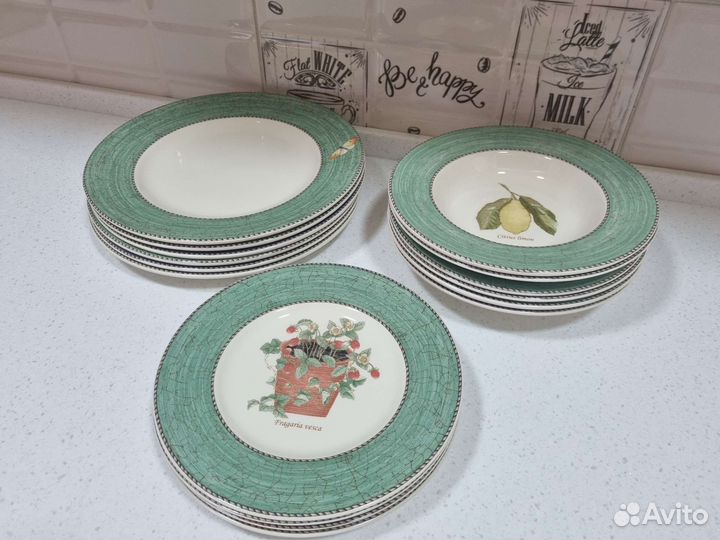 Тарелки Wedgwood Sarah's Garden