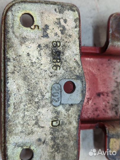 Петля двери правая задняя Fiat Ducato