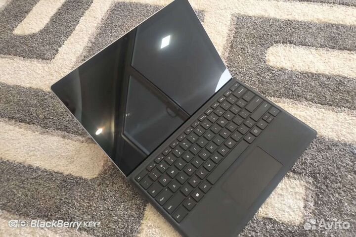 Microsoft surface pro 5 LTE Идеал
