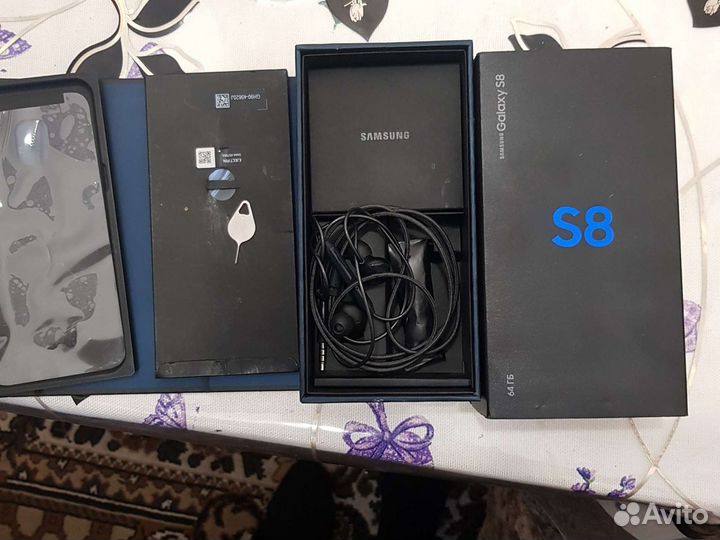 Samsung Galaxy S8, 4/64 ГБ
