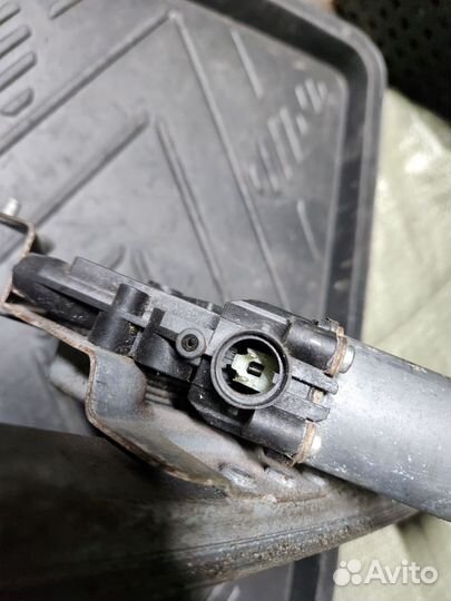 Стеклоподъемник Renault Logan 1