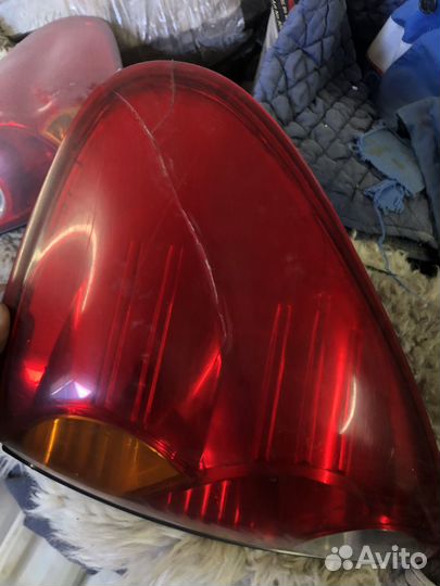 Задние фонари L200