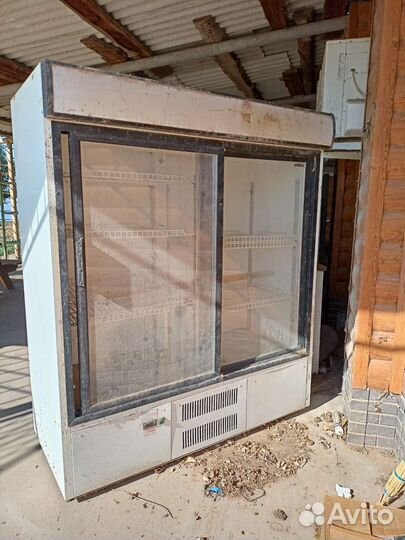 Холодильник витрина бу для напитков