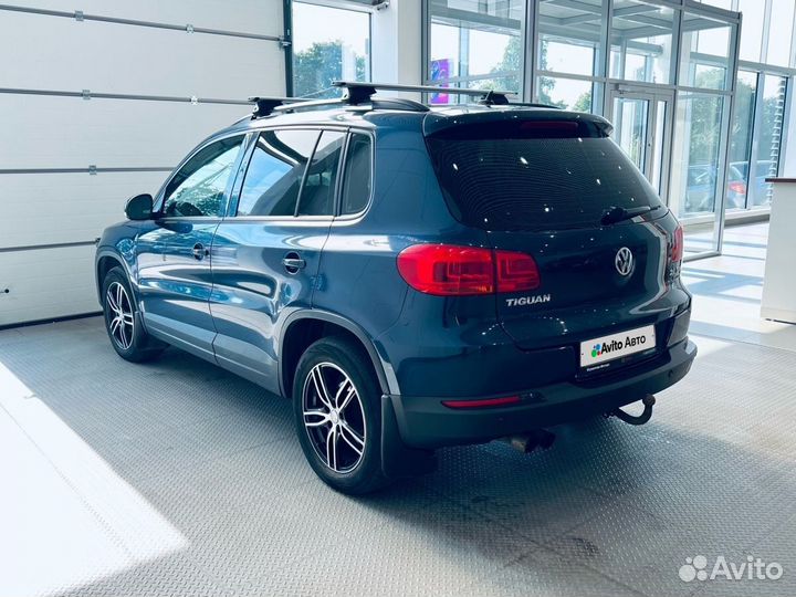 Volkswagen Tiguan 2.0 AT, 2015, 230 000 км