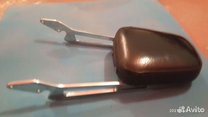 Мото спинка Mustang (пассажира)