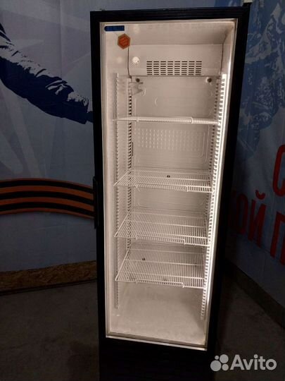 Холодильная витрина бу