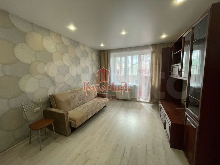 1-к. квартира, 43 м², 3/3 эт.